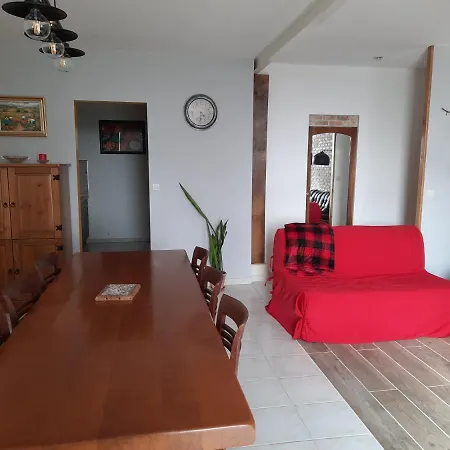 De Lussan Holiday home