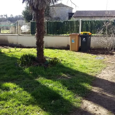 Holiday home De Lussan Pleine-Selve (Gironde)